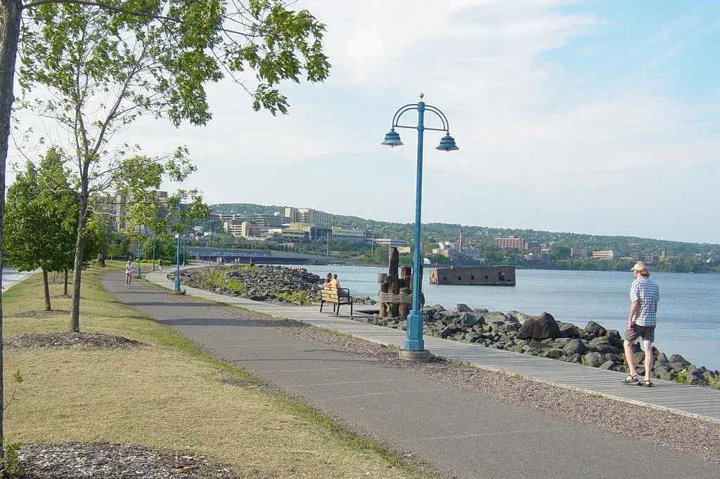 The Duluth Lakewalk